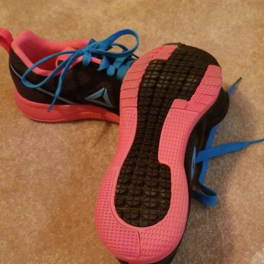 Womens Reebok - Picture 2 of 3